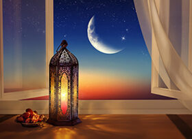 Ayətullah Amuli: “Bizim mübarək ramazan ayında ən böyük vəzifəmiz azad olmaqdır.”